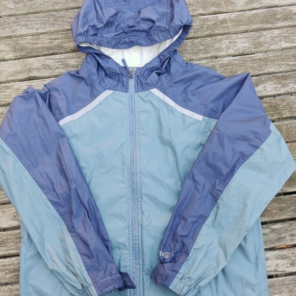 LL Bean boys Trail Model rain jacket - Picture 1 of 5